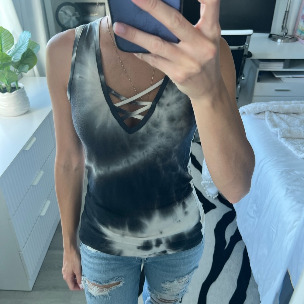 Papaya Black and Gray Crisscross Tank Top